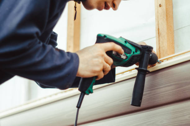 Siding Removal and Disposal in Marina, CA